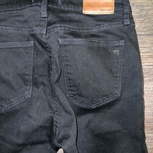 Madewell Women’s 9” High Rise Skinny Jean (Size 27)